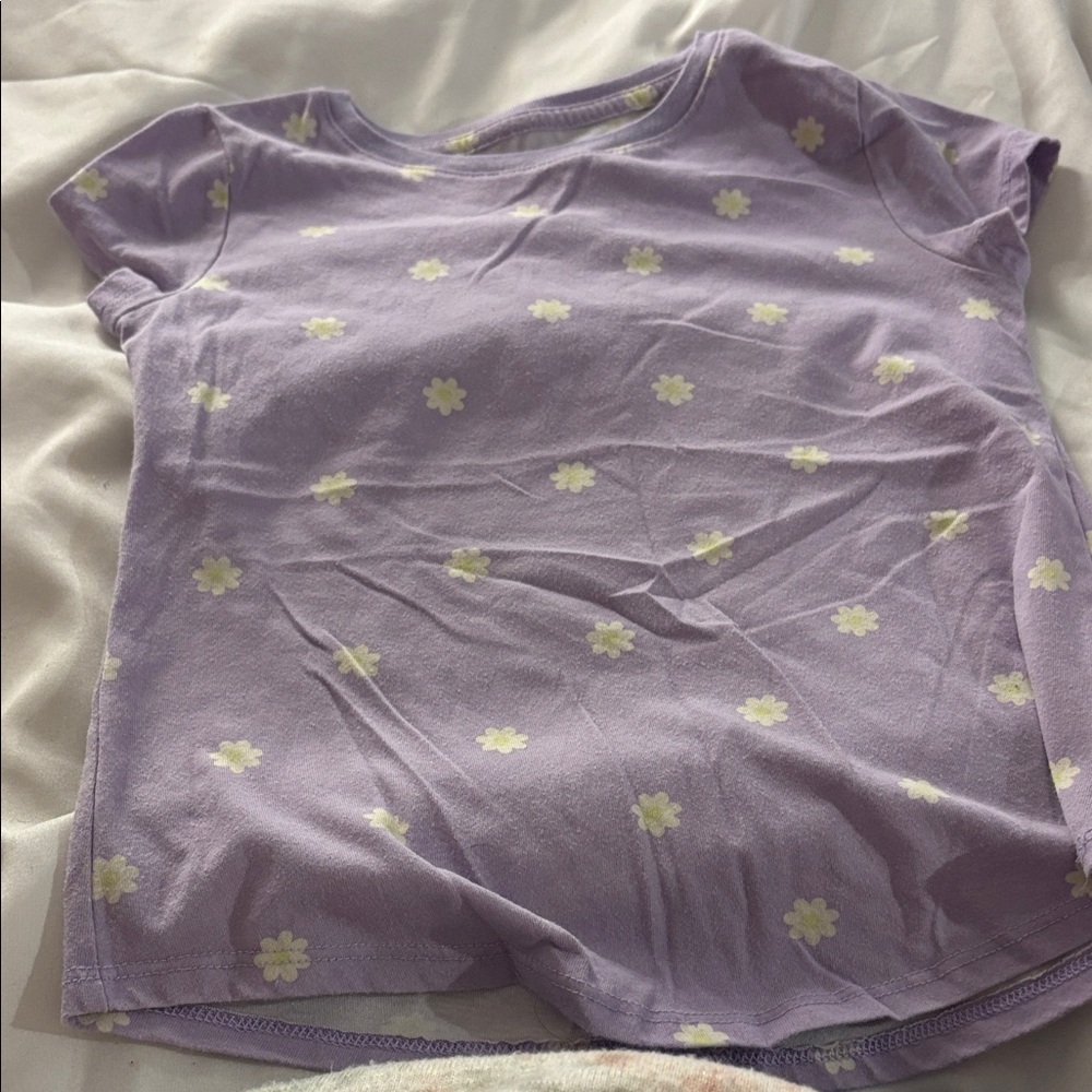 Girls Wonder Nation Lavender Tee with Daisy Print Small